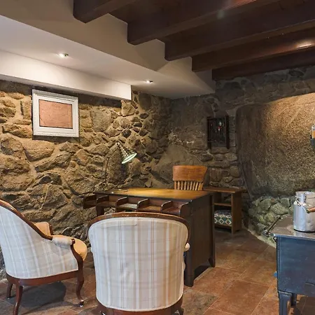 1703 Et Table D'hotes Country house Angoustrine