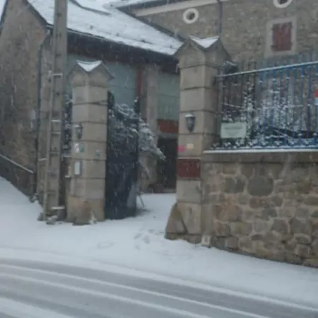 1703 Et Table D'hotes Country house Angoustrine